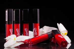 Classic USA 24 hours long-lasting lip gloss/liquid lipstick